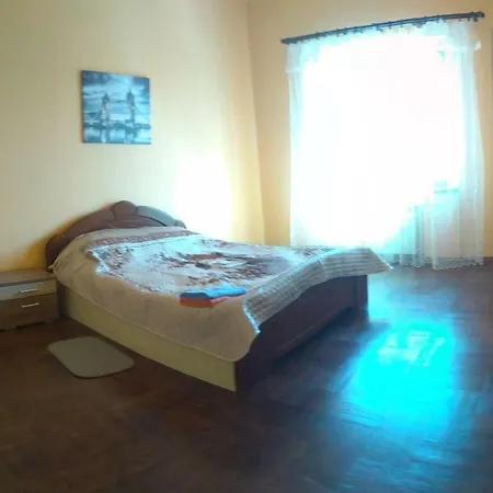 Гостевой Дом Зеленый Луг Appartamento *